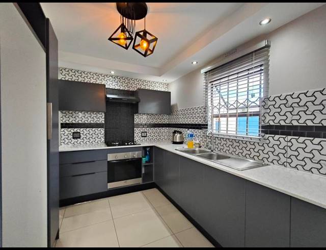 3 BEDROOM HOUSE FOR SALE IN NCAMBEDLANA